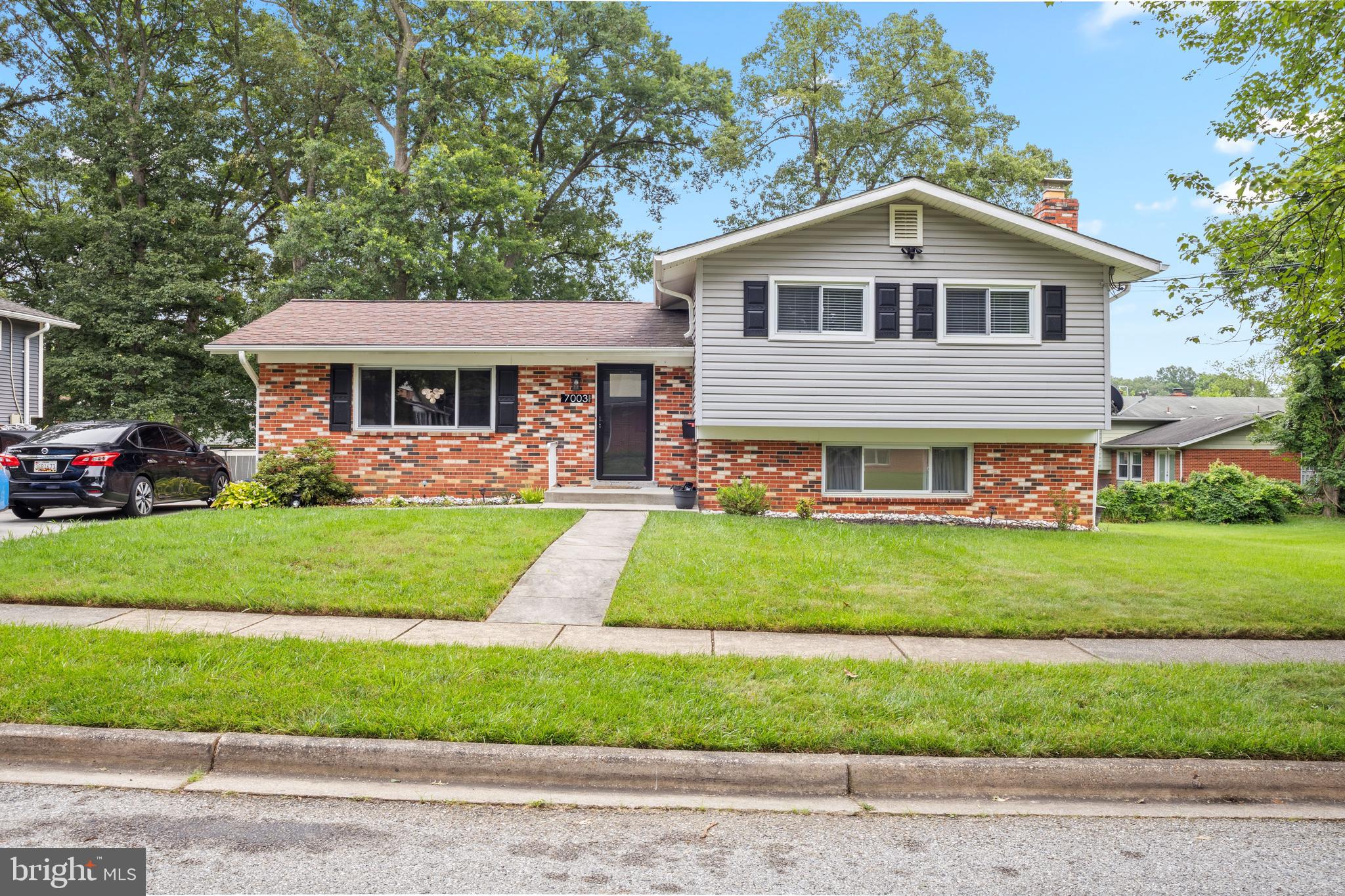 7003 DOLPHIN ROAD