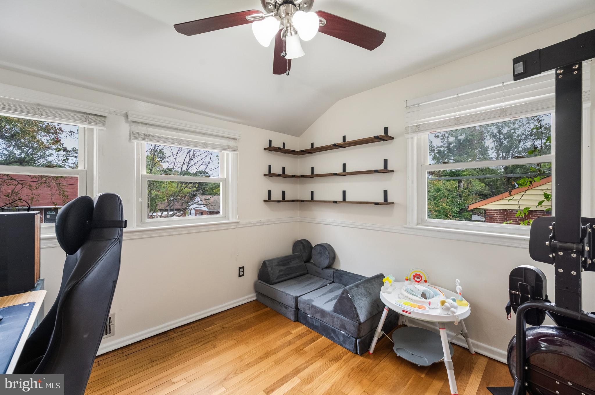 6404 FAIRBORN TERRACE