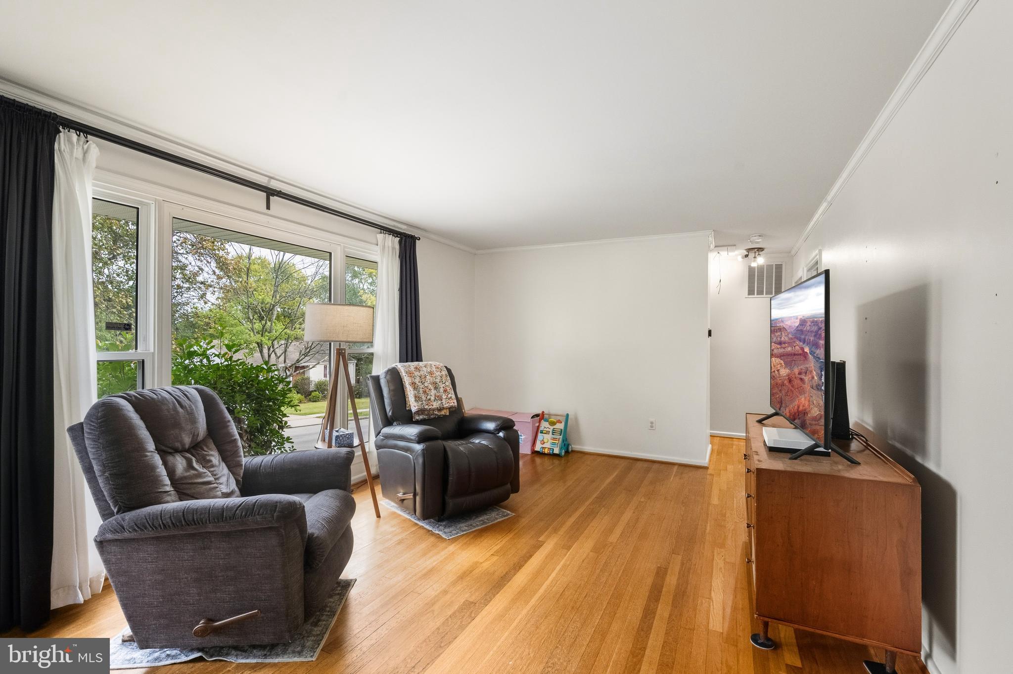 6404 FAIRBORN TERRACE