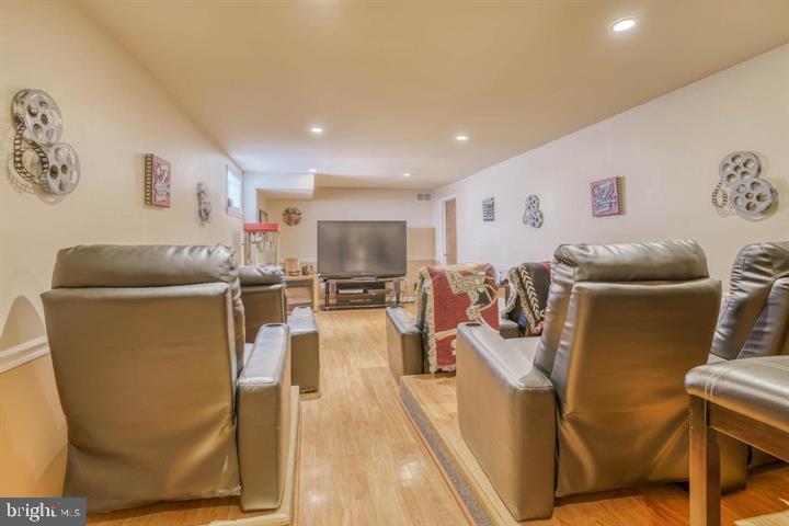 6404 FAIRBORN TERRACE