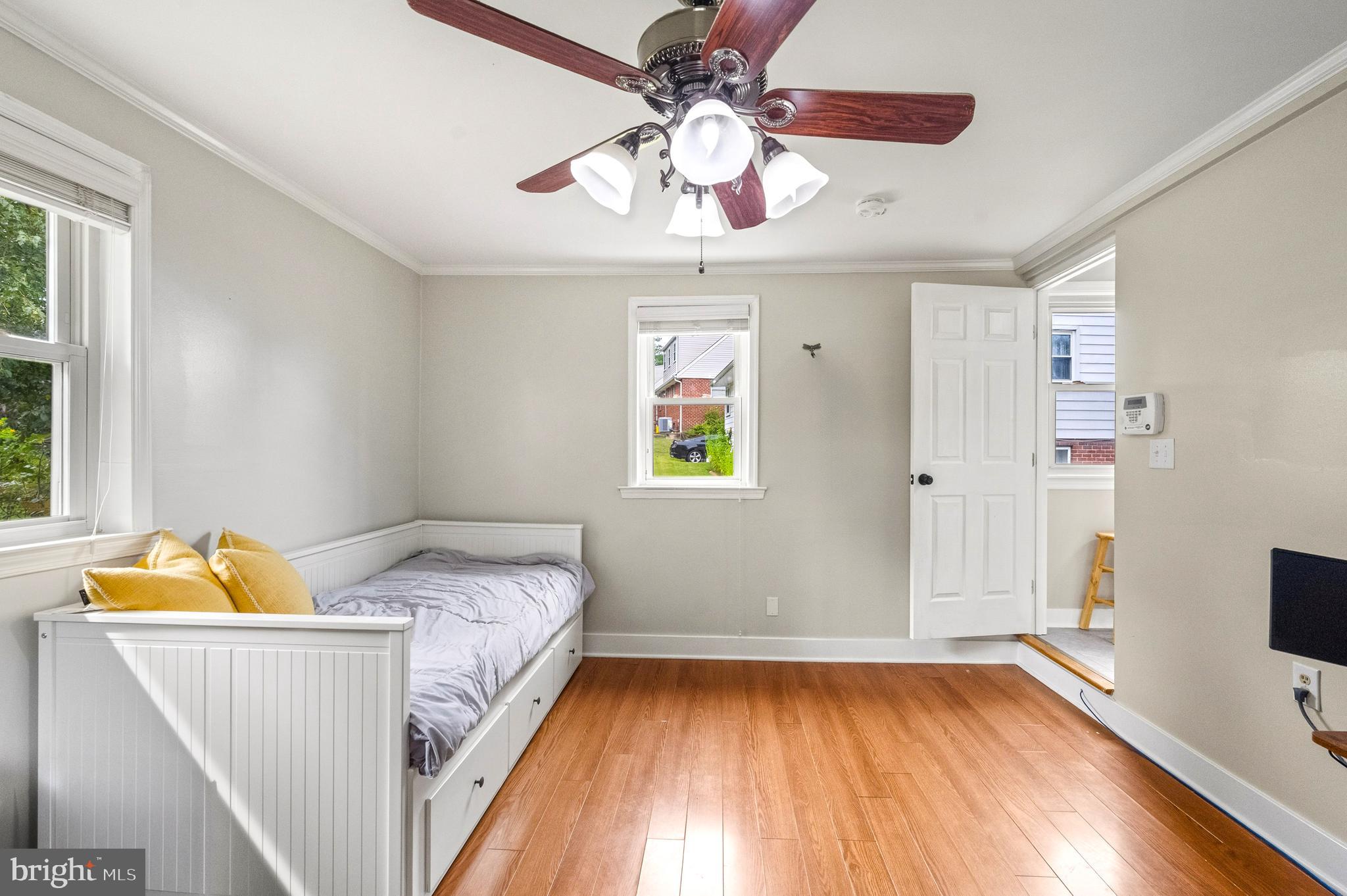 6404 FAIRBORN TERRACE