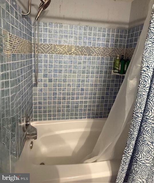 4713 MONTGOMERY PLACE