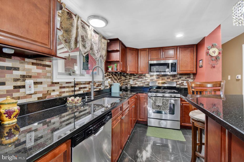 4600 BARBARA DRIVE