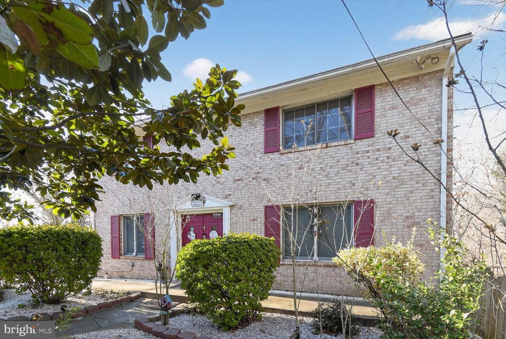 4600 BARBARA DRIVE