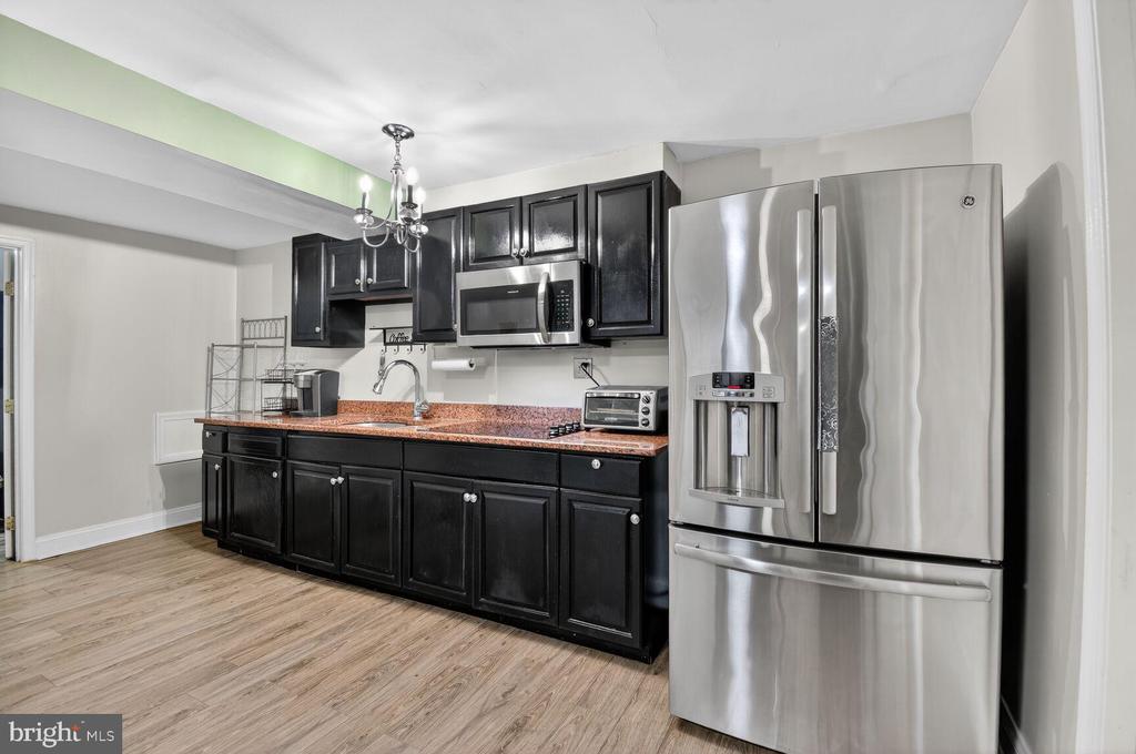 4600 BARBARA DRIVE