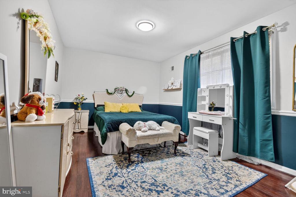 4600 BARBARA DRIVE