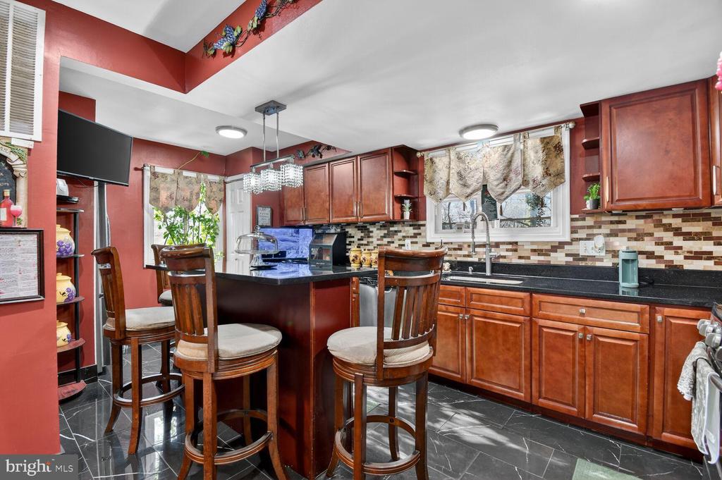 4600 BARBARA DRIVE
