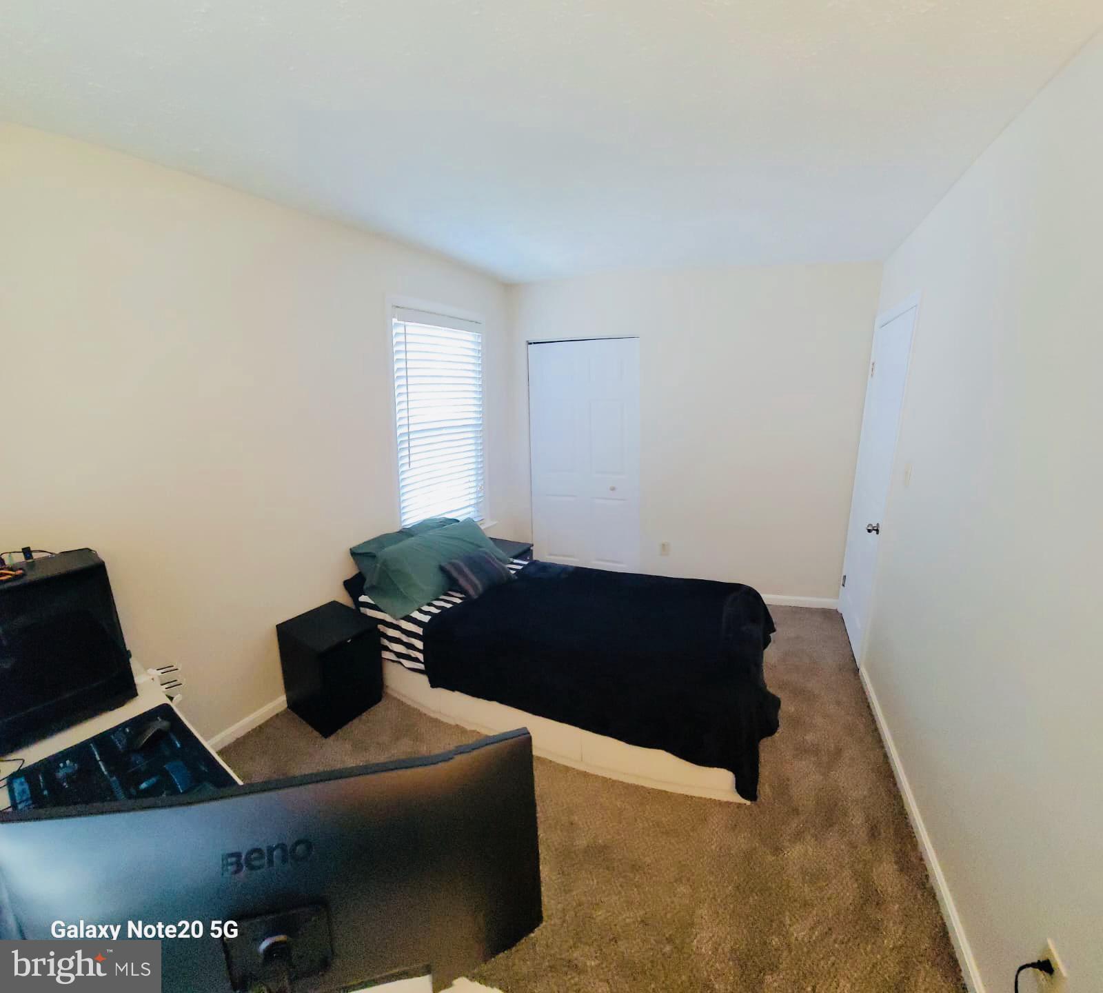 1404 ROBERT LEWIS AVENUE