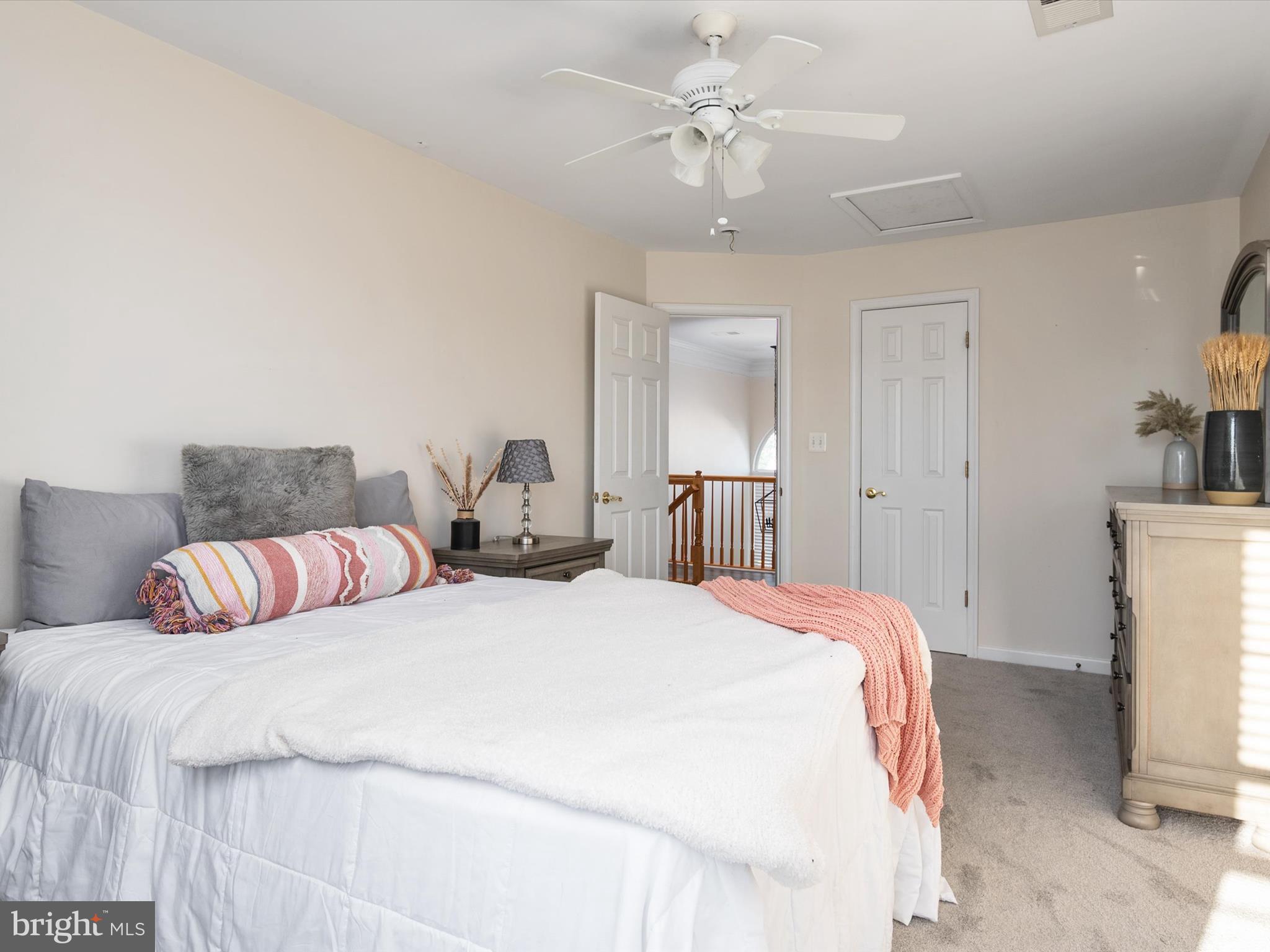 116 Meadowcroft Dr
