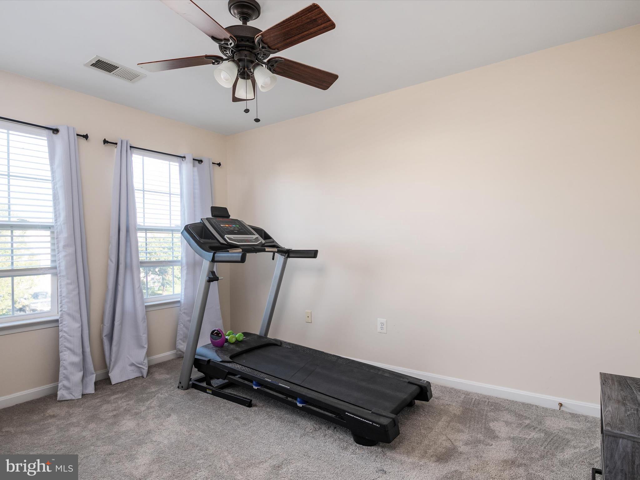116 Meadowcroft Dr
