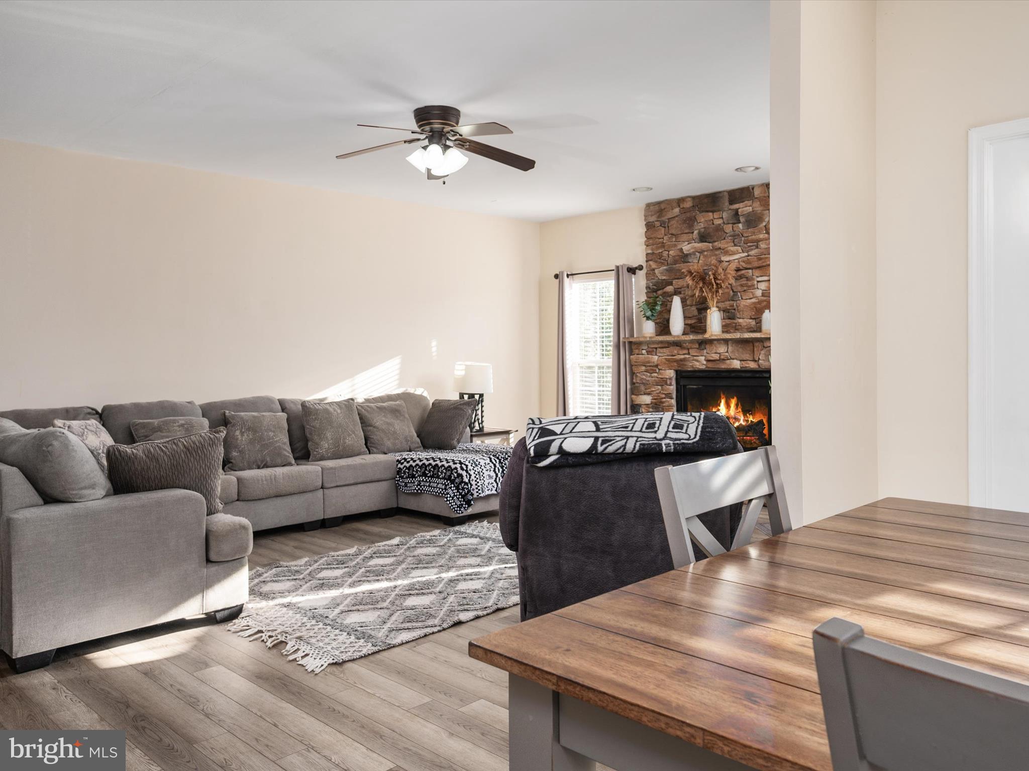 116 Meadowcroft Dr