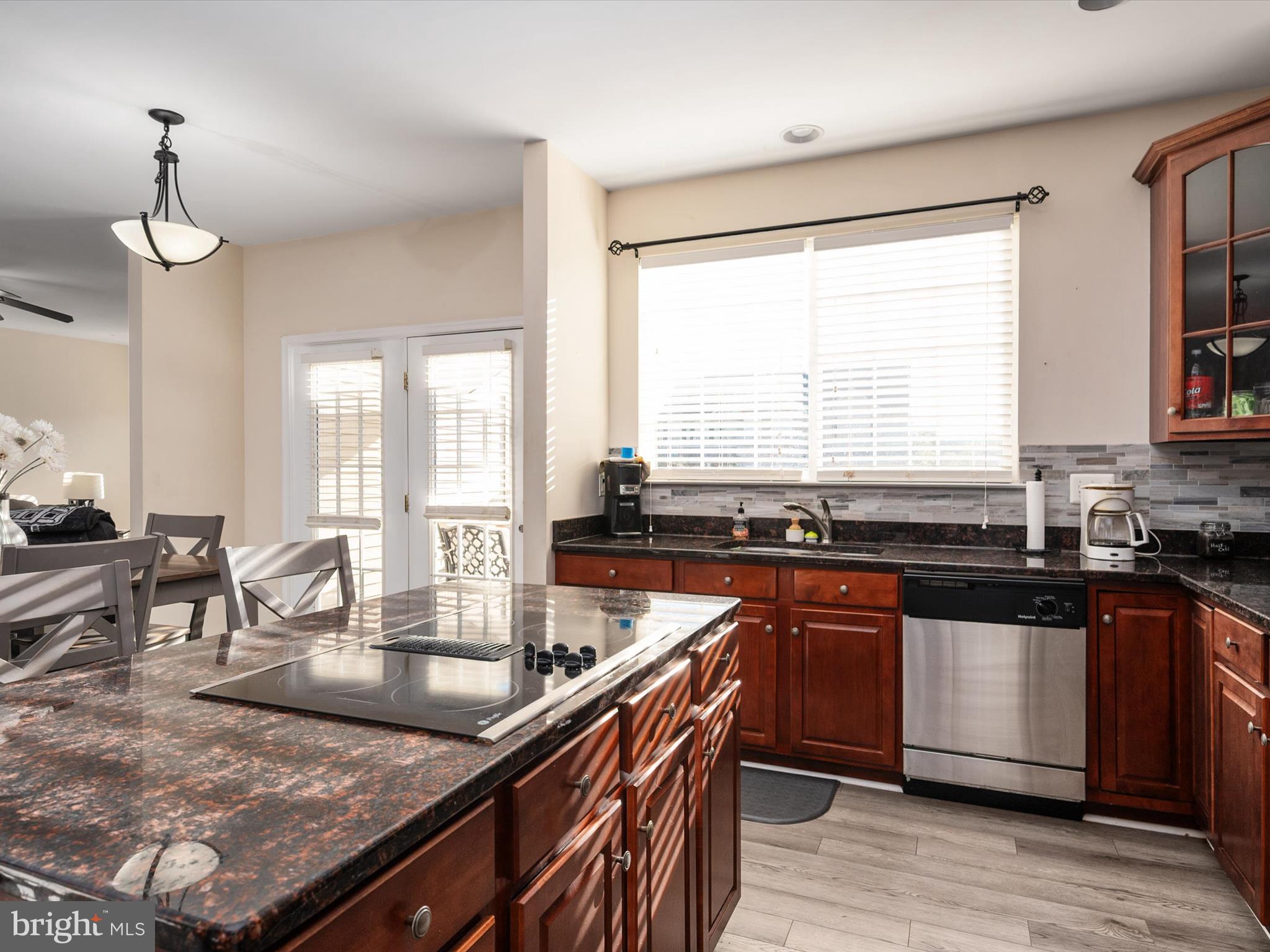 116 Meadowcroft Dr