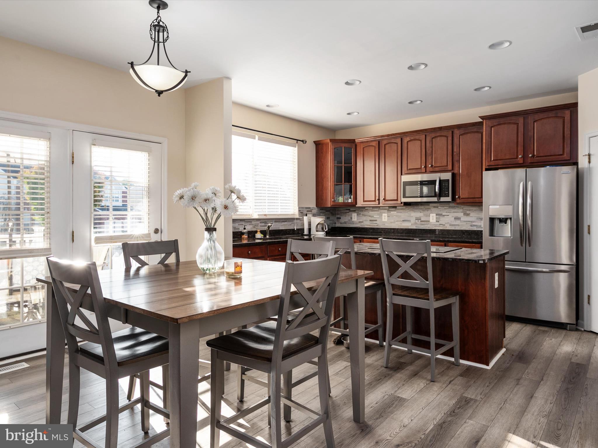 116 Meadowcroft Dr