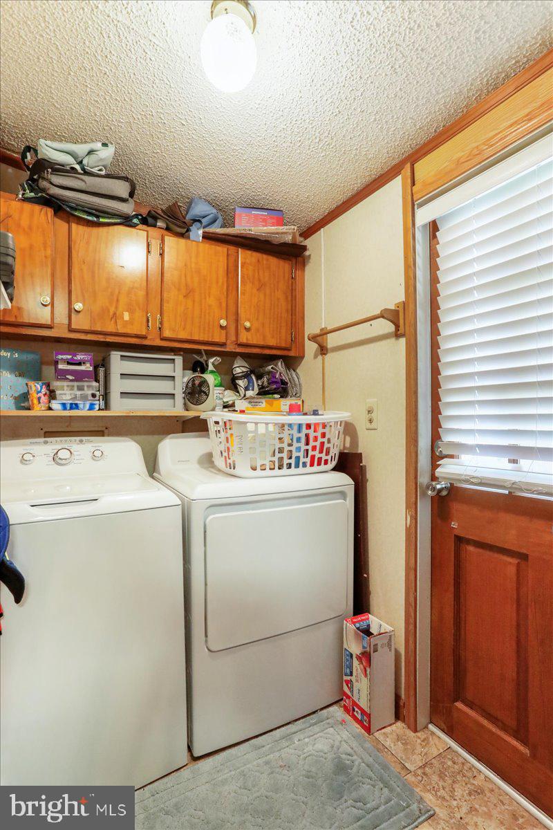 16213 Dundee Ct