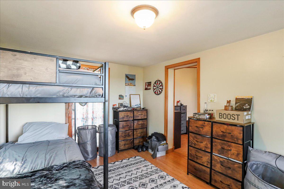 16213 Dundee Ct