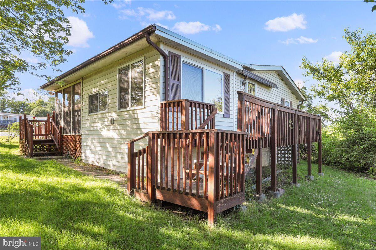 16213 Dundee Ct
