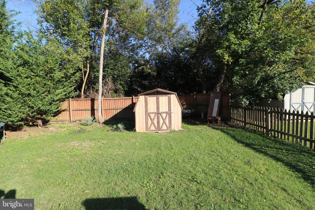 358 YORKSHIRE DRIVE