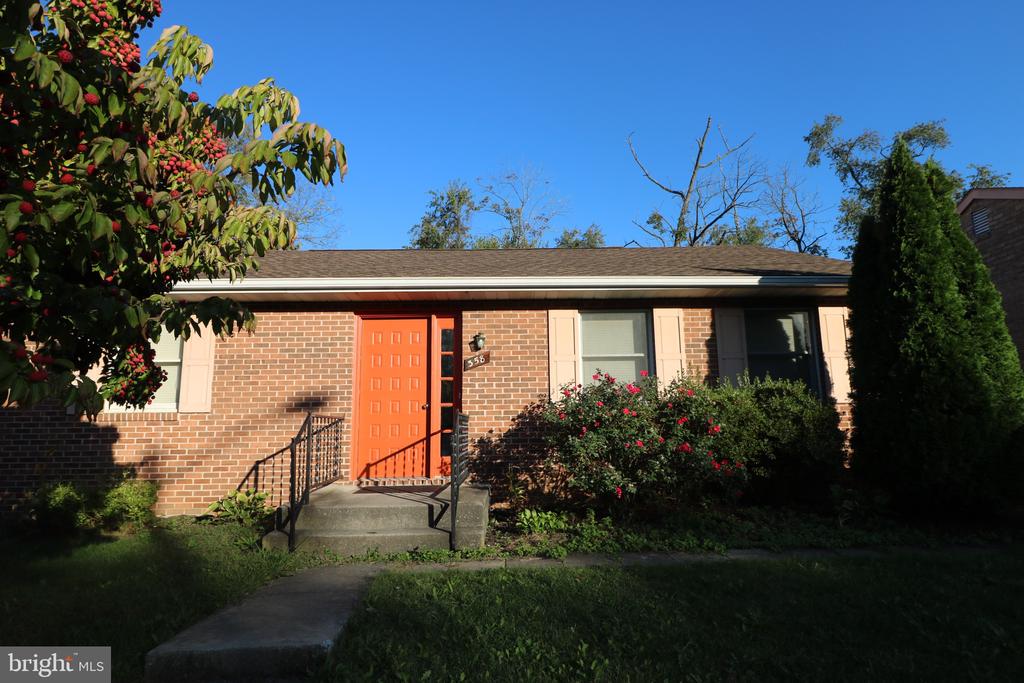 358 YORKSHIRE DRIVE