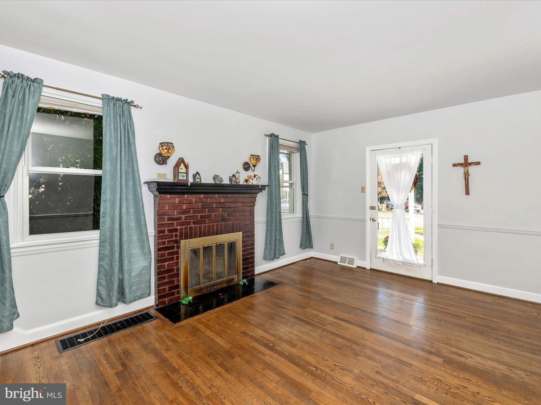 1101 Fairview Rd