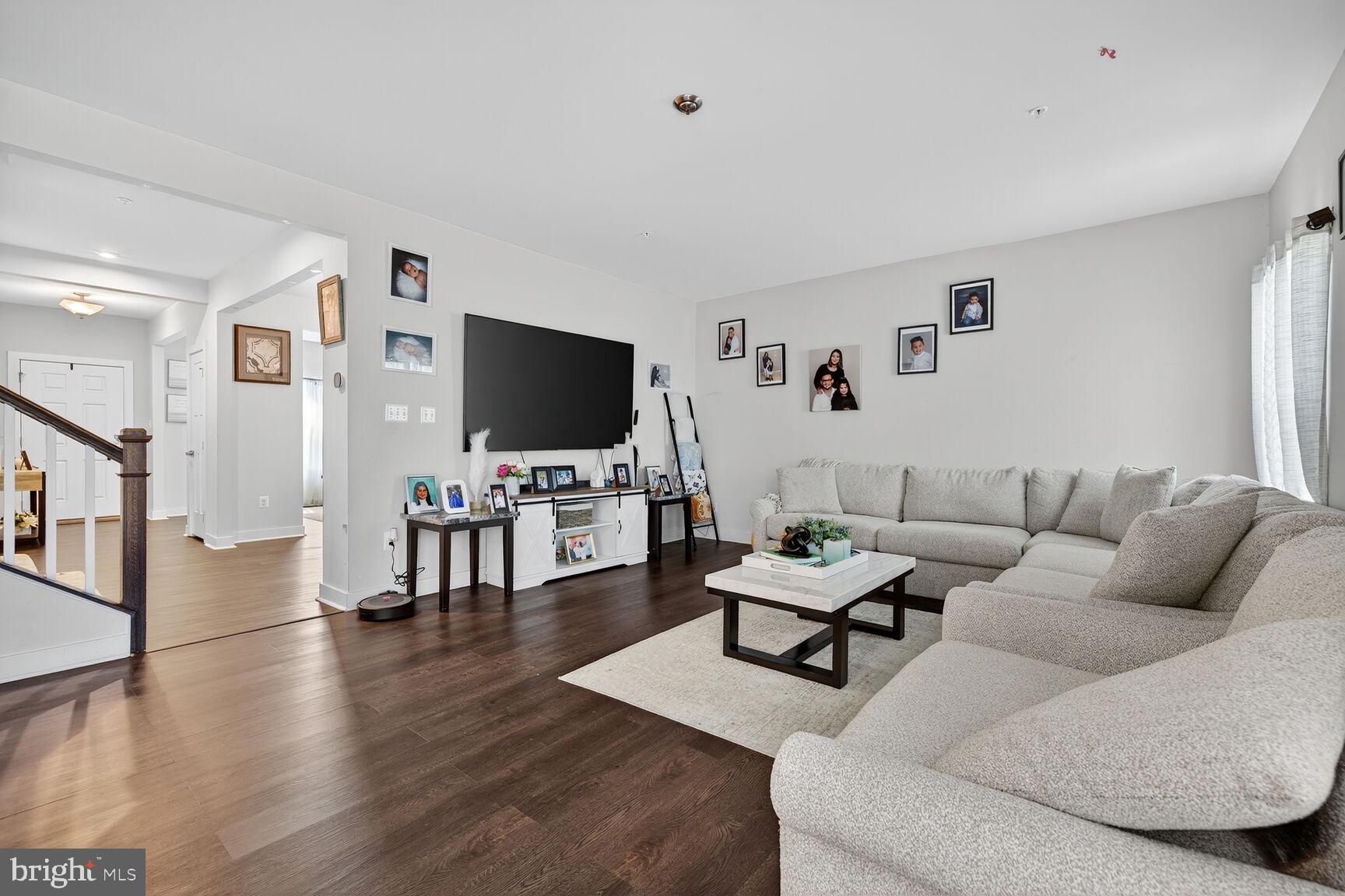 9318 Tidworth Way