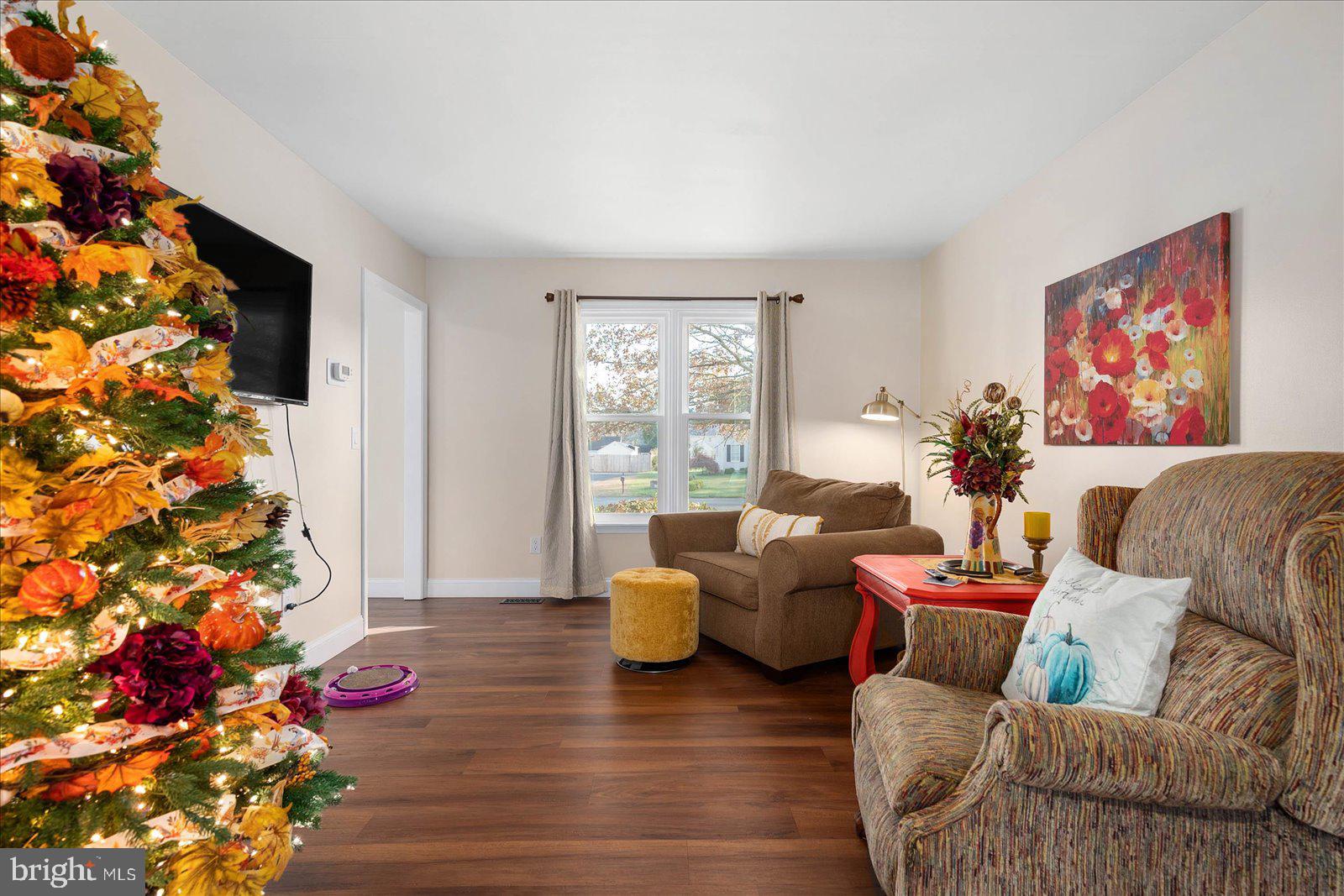 27966 Cross Creek Dr