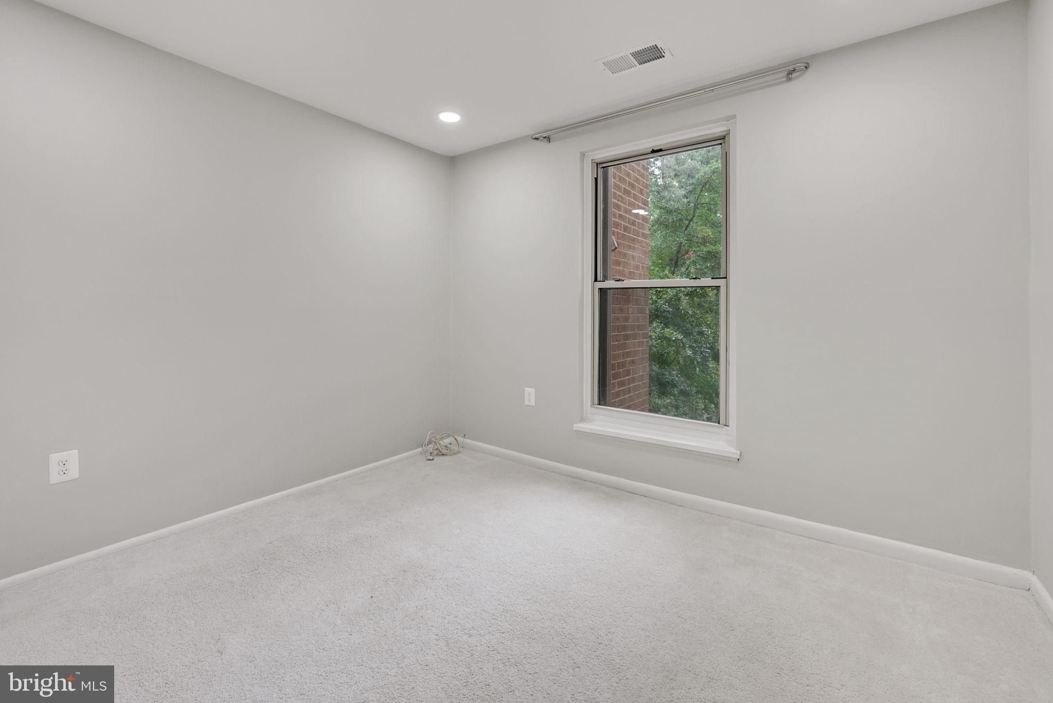 3362 WOODBURN ROAD 33