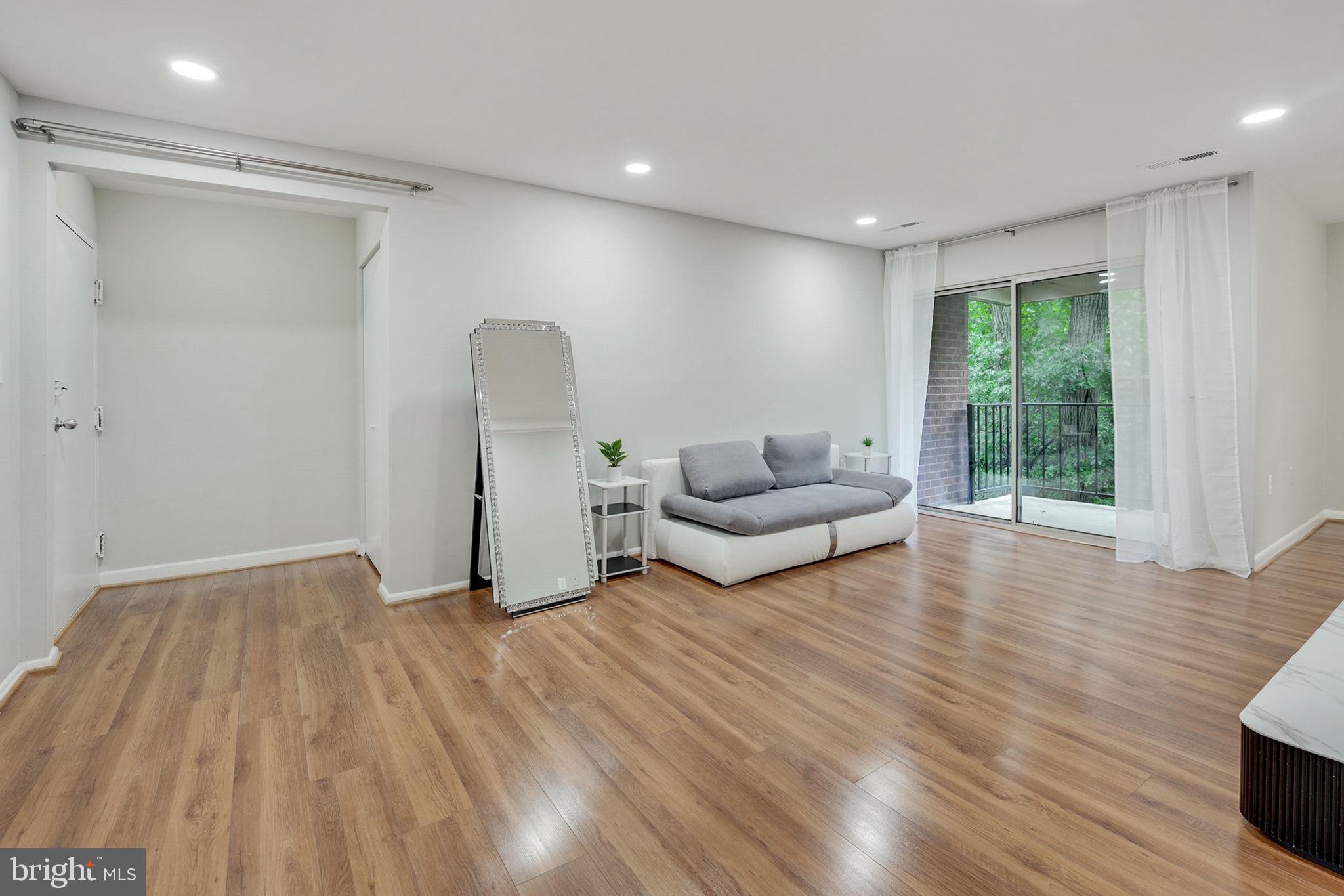 3362 WOODBURN ROAD 33