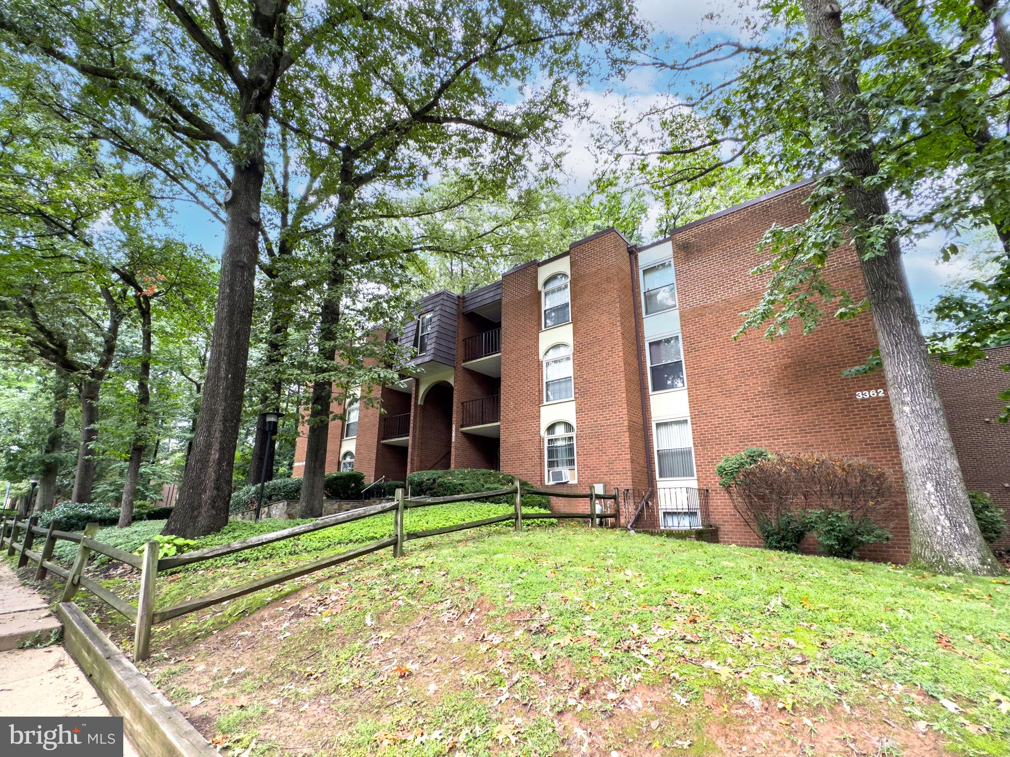 3362 WOODBURN ROAD 33