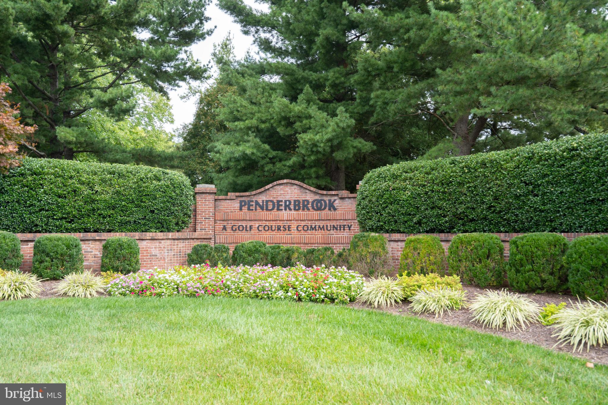 12108 Green Leaf Ct #114