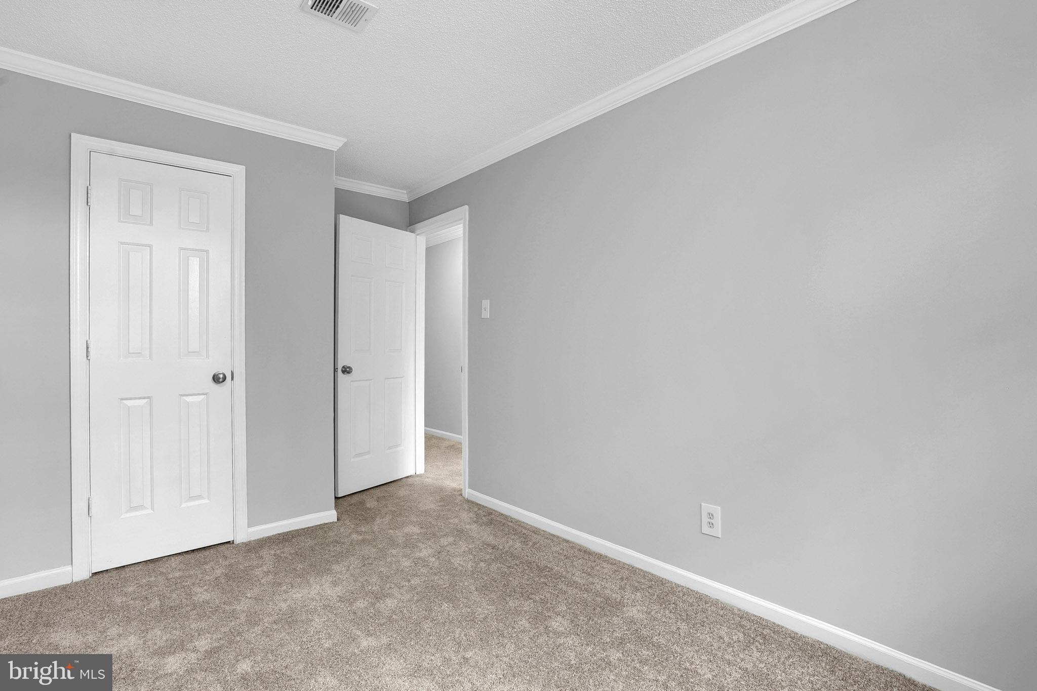 12108 Green Leaf Ct #114