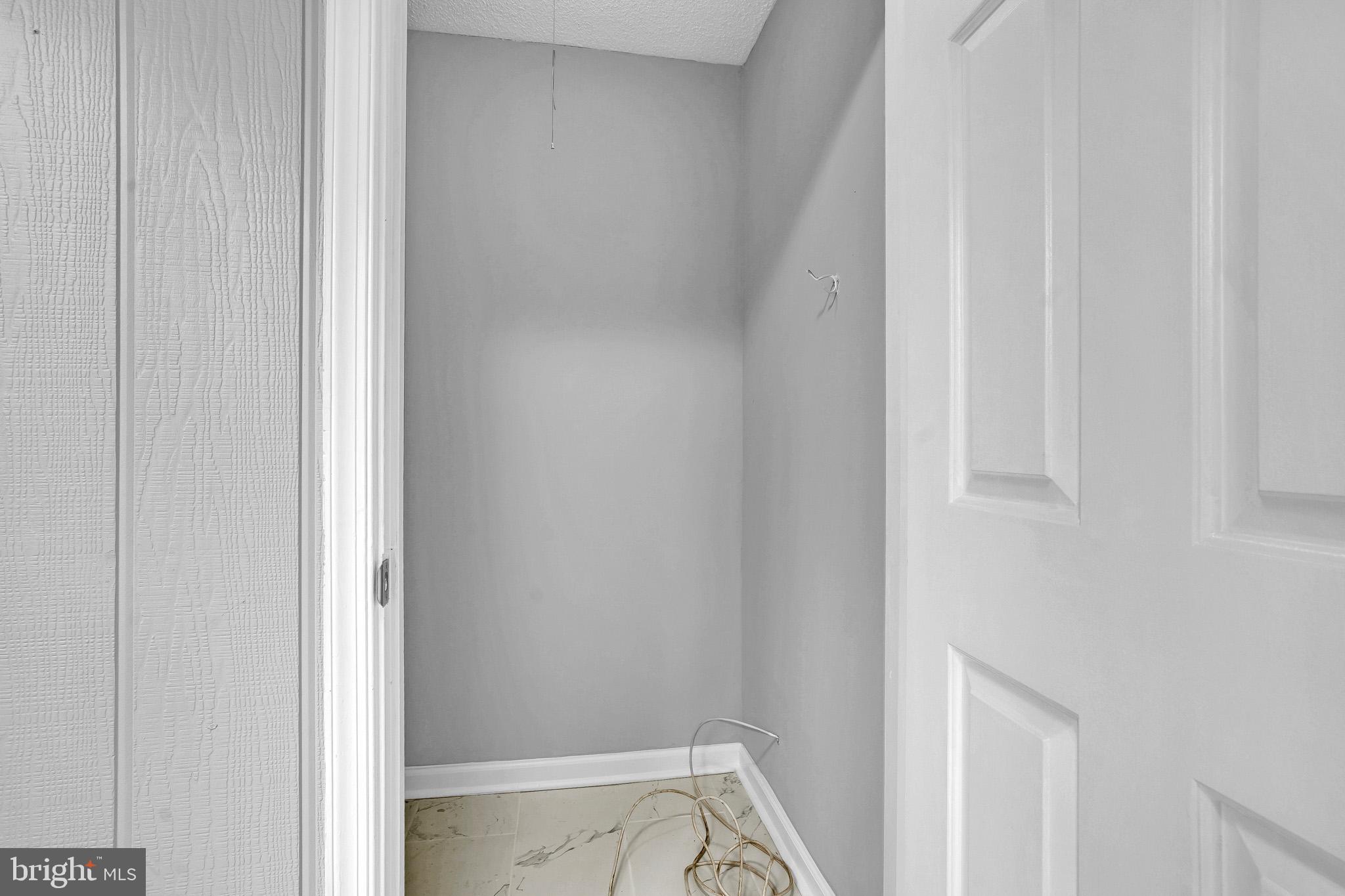 12108 Green Leaf Ct #114