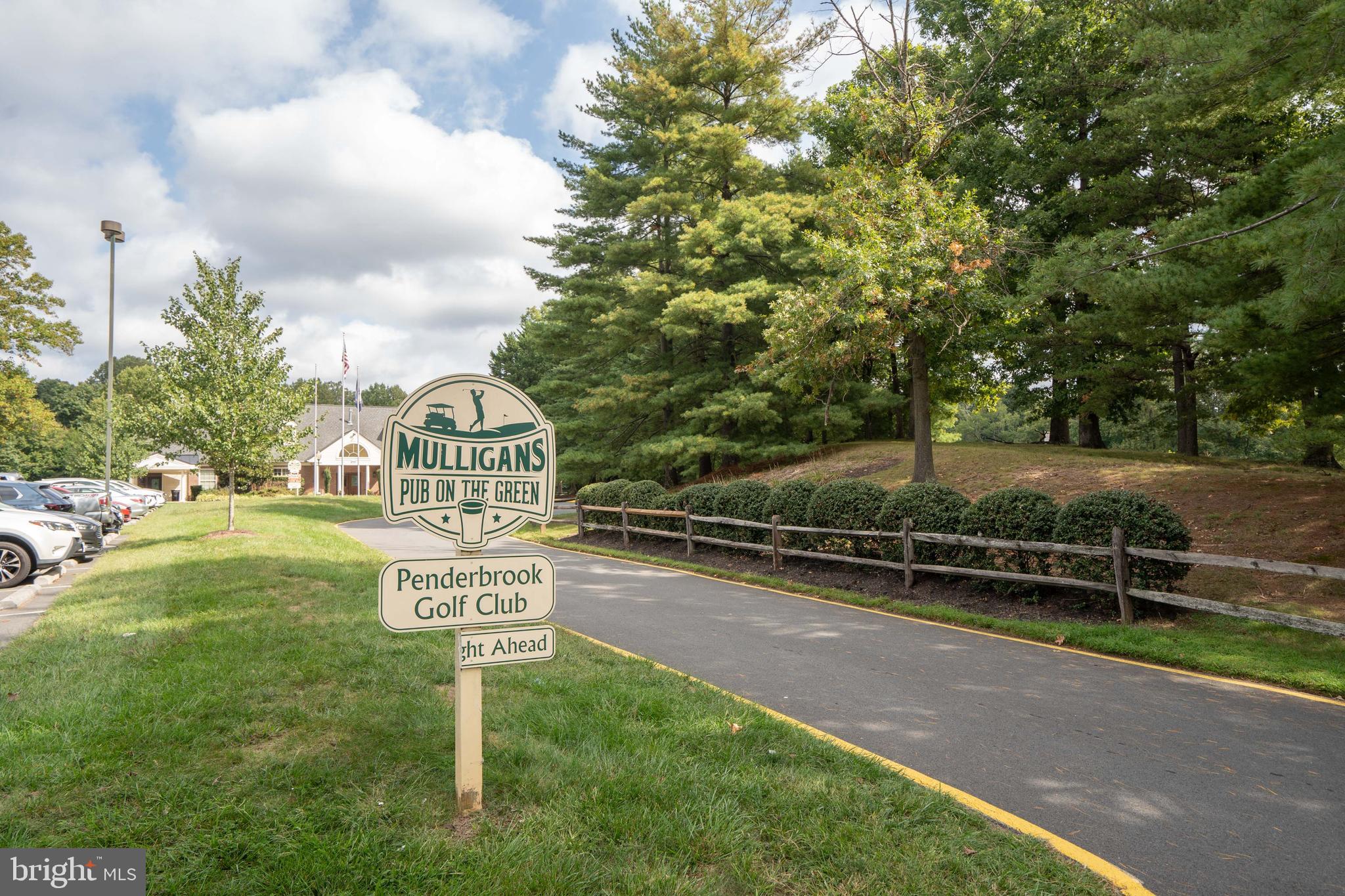 12108 Green Leaf Ct #114