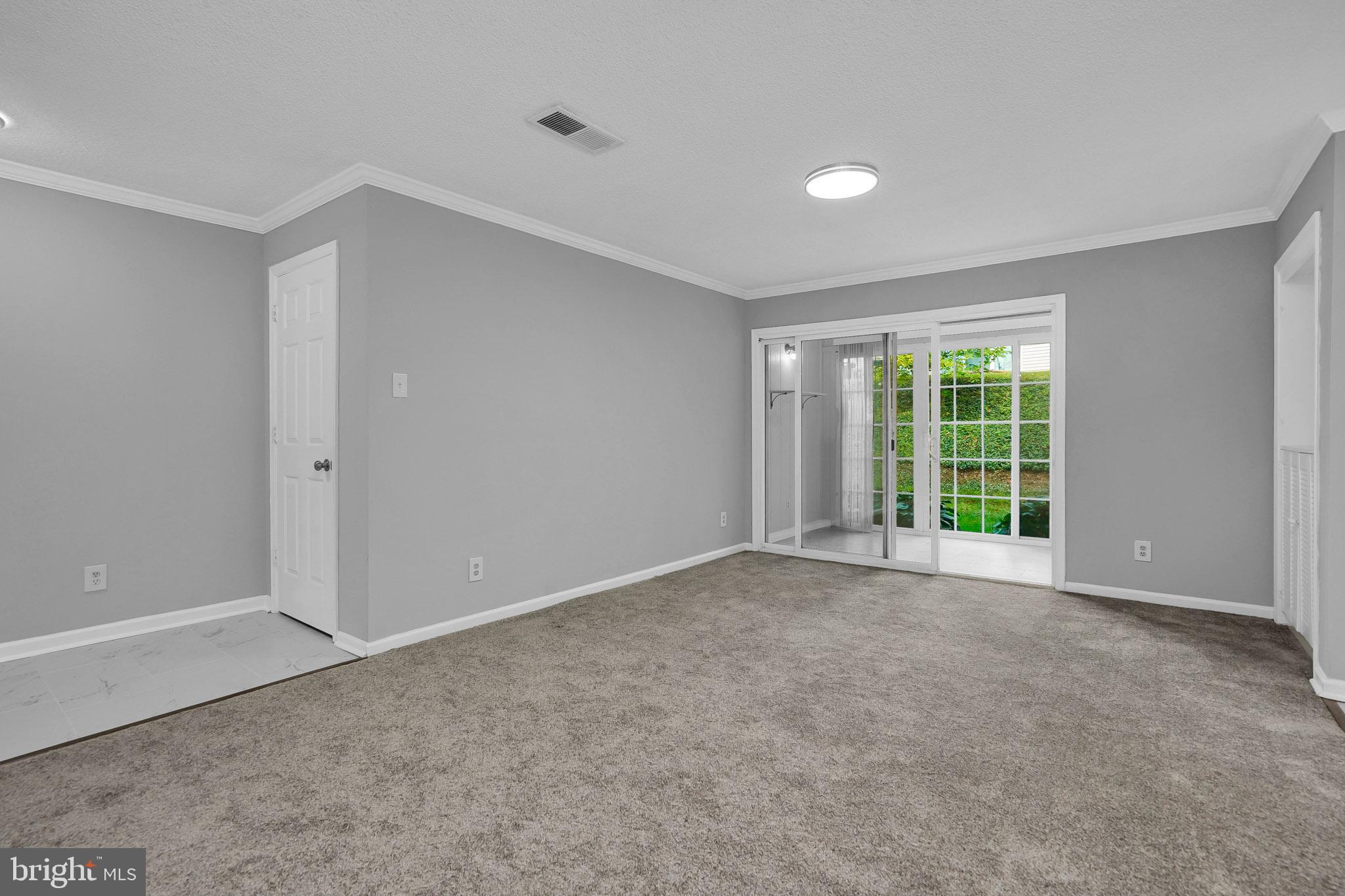 12108 Green Leaf Ct #114