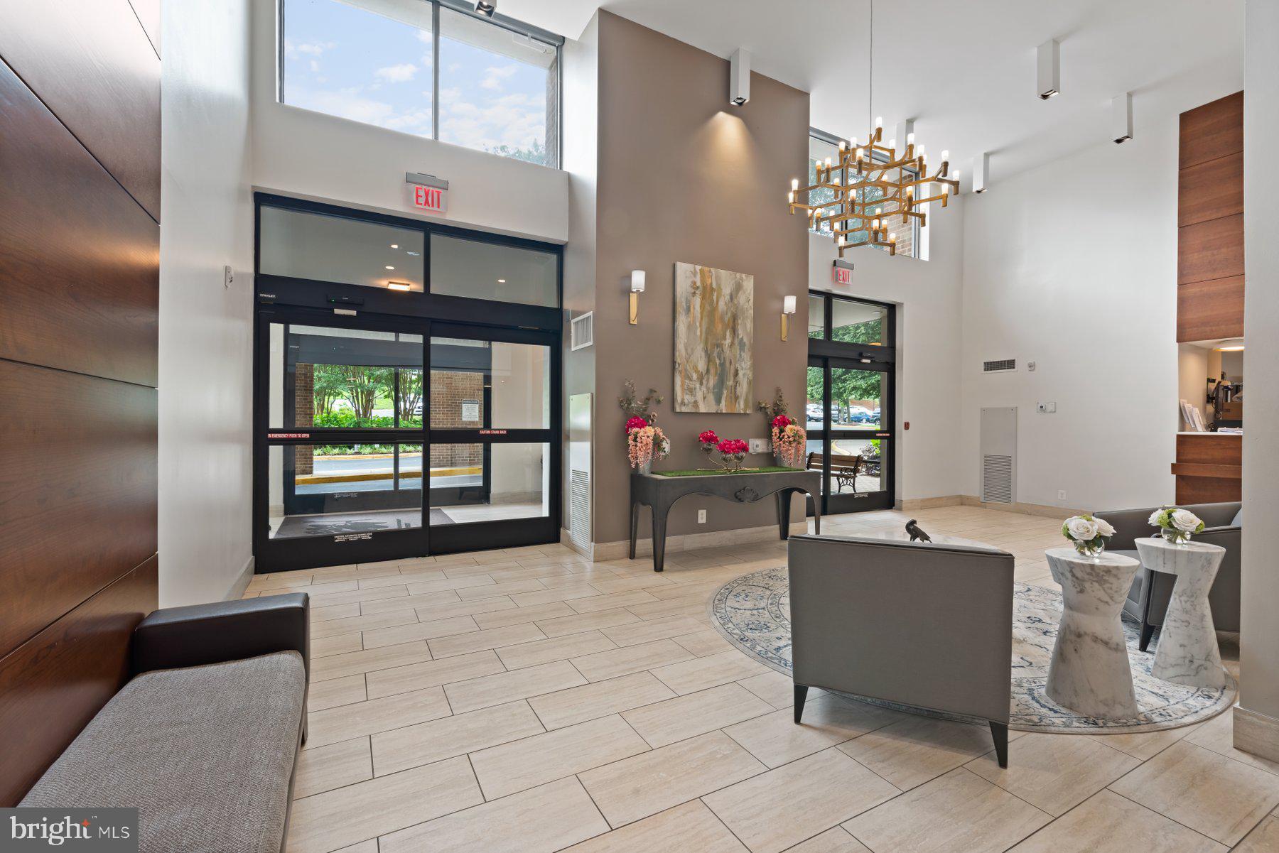 2311 PIMMIT DRIVE 606