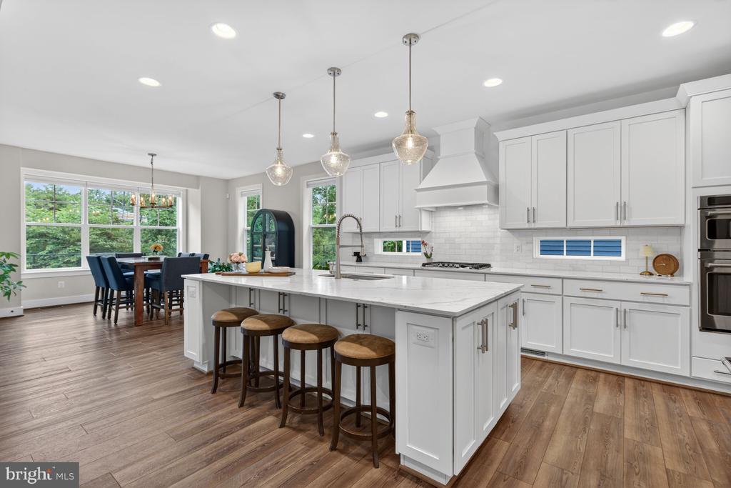 6213 MCCONNELL LANE