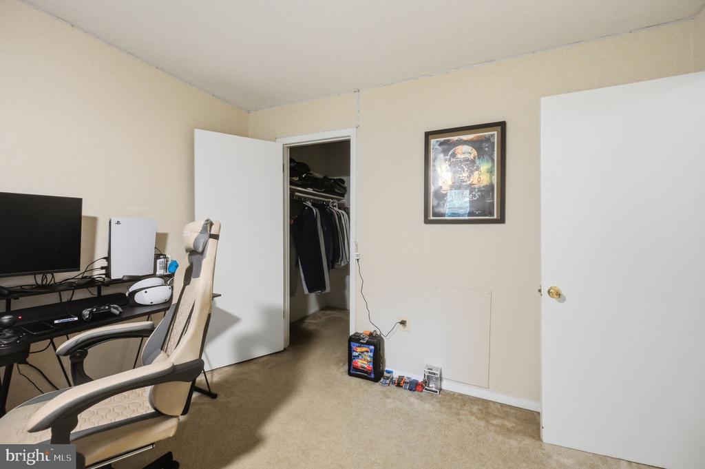 3366 WOODBURN ROAD 23
