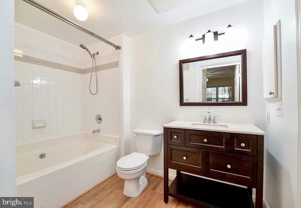 3021 NICOSH CIRCLE Unit: 1103