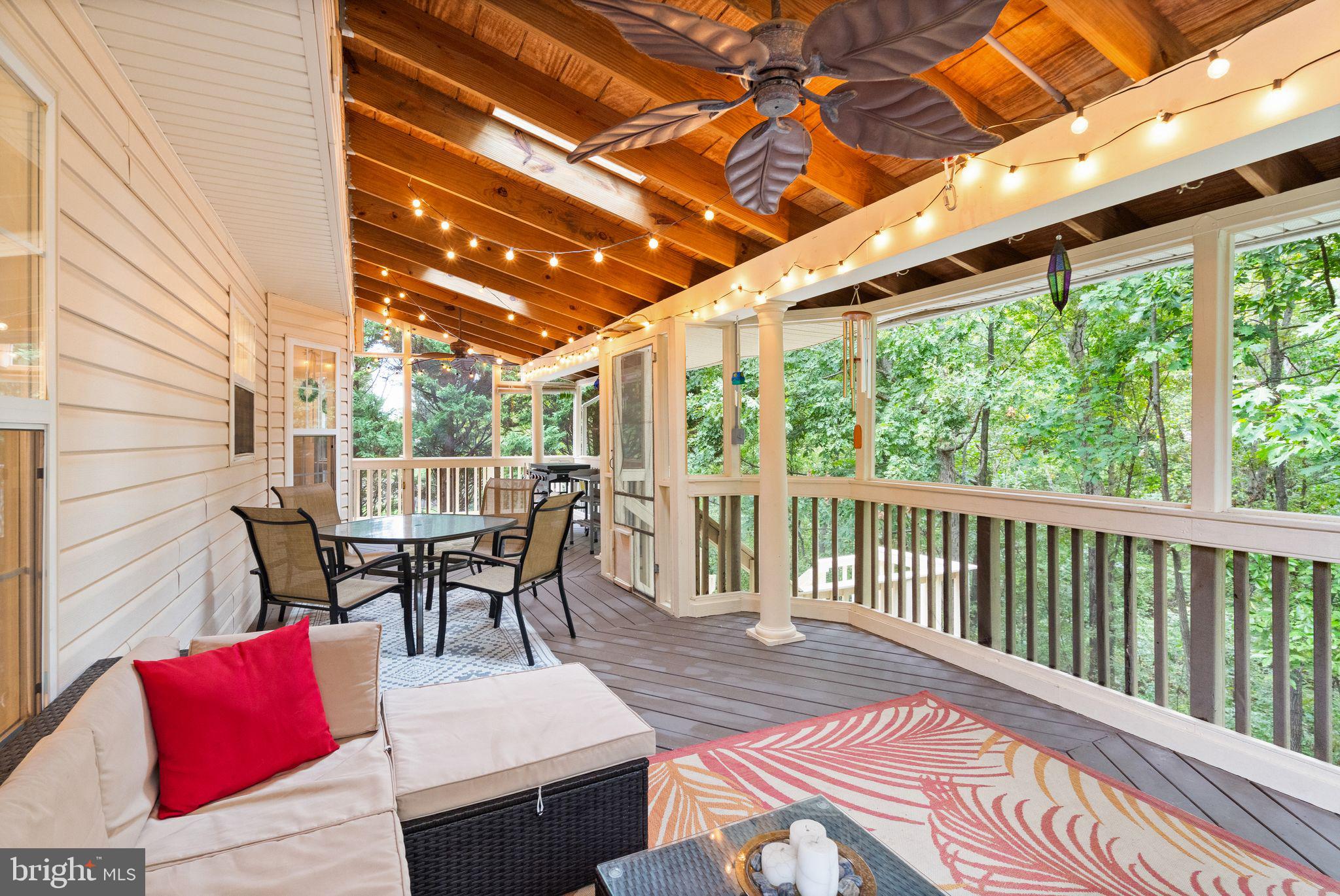 10676 Duet COURT
