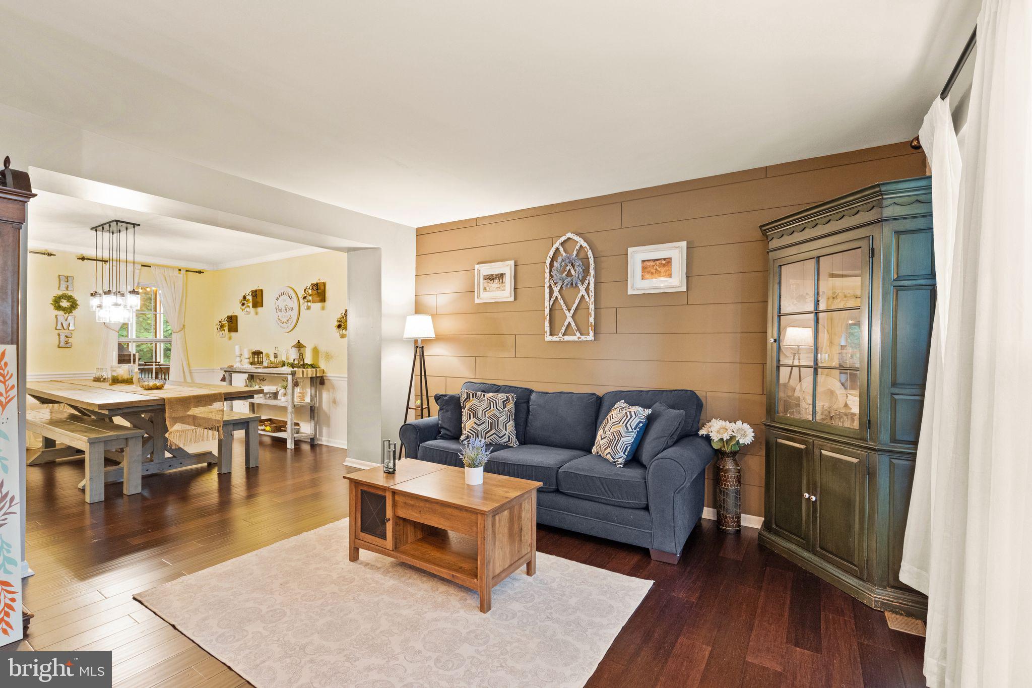 10676 Duet COURT