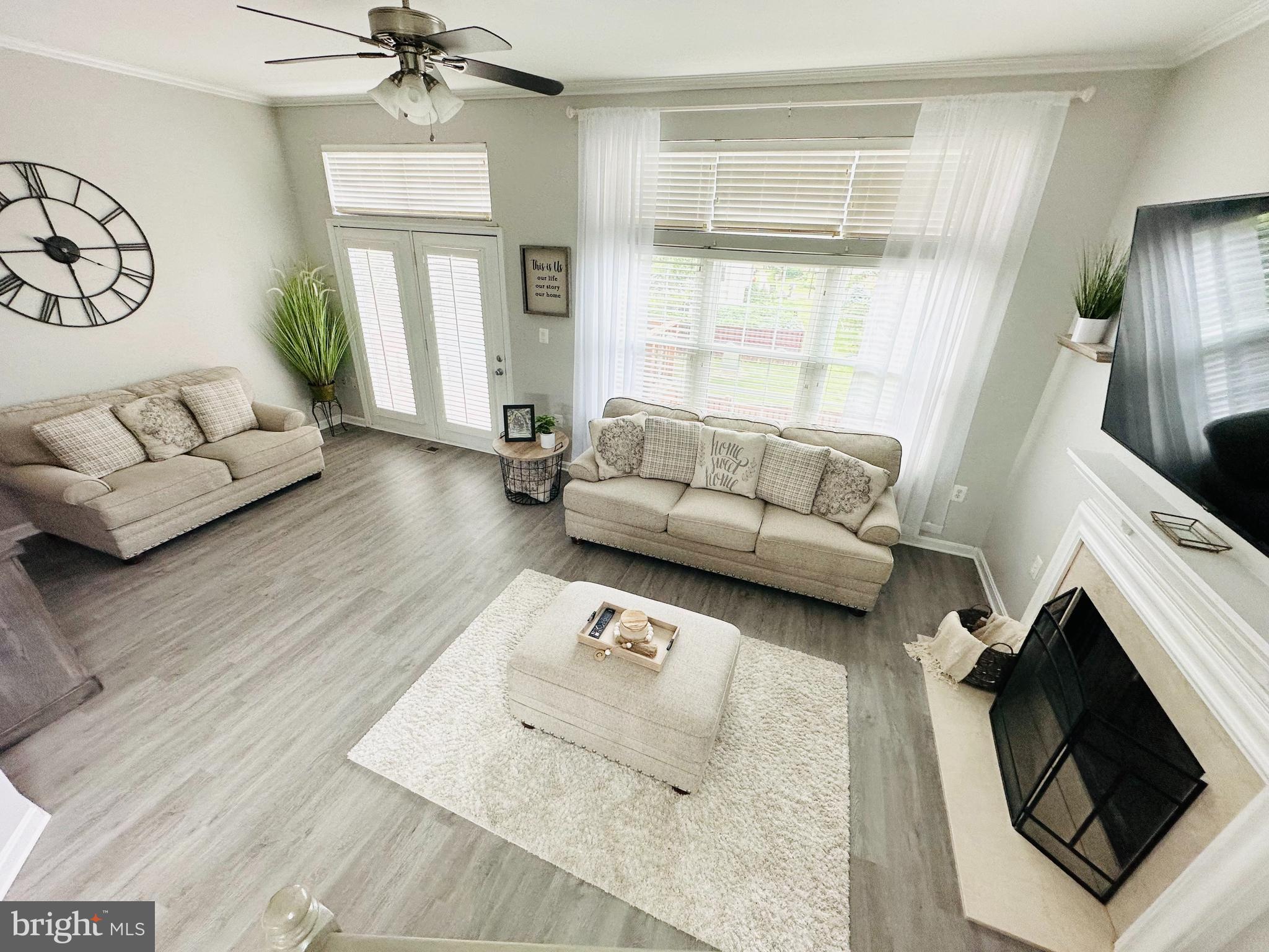 11117 LUXBERRY COURT