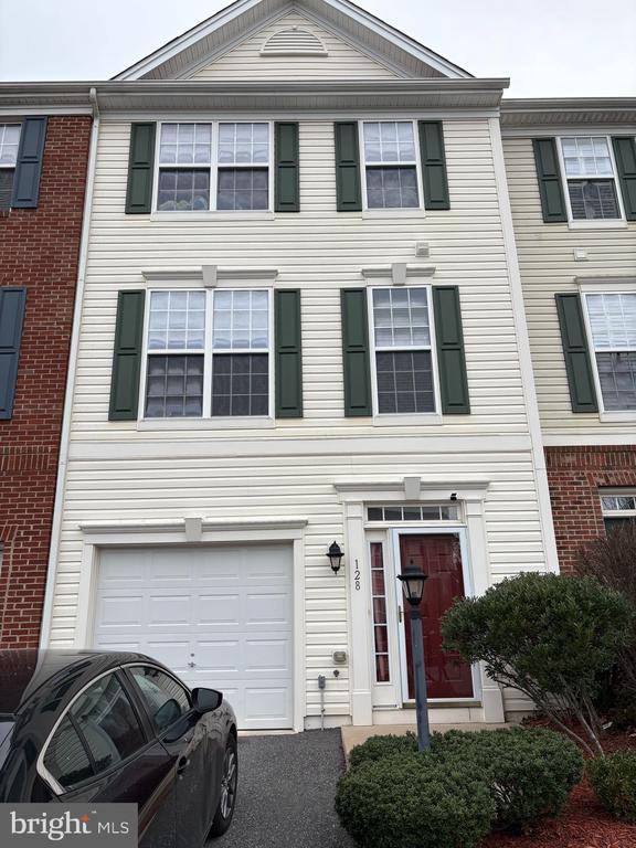 128 Valdosta Dr