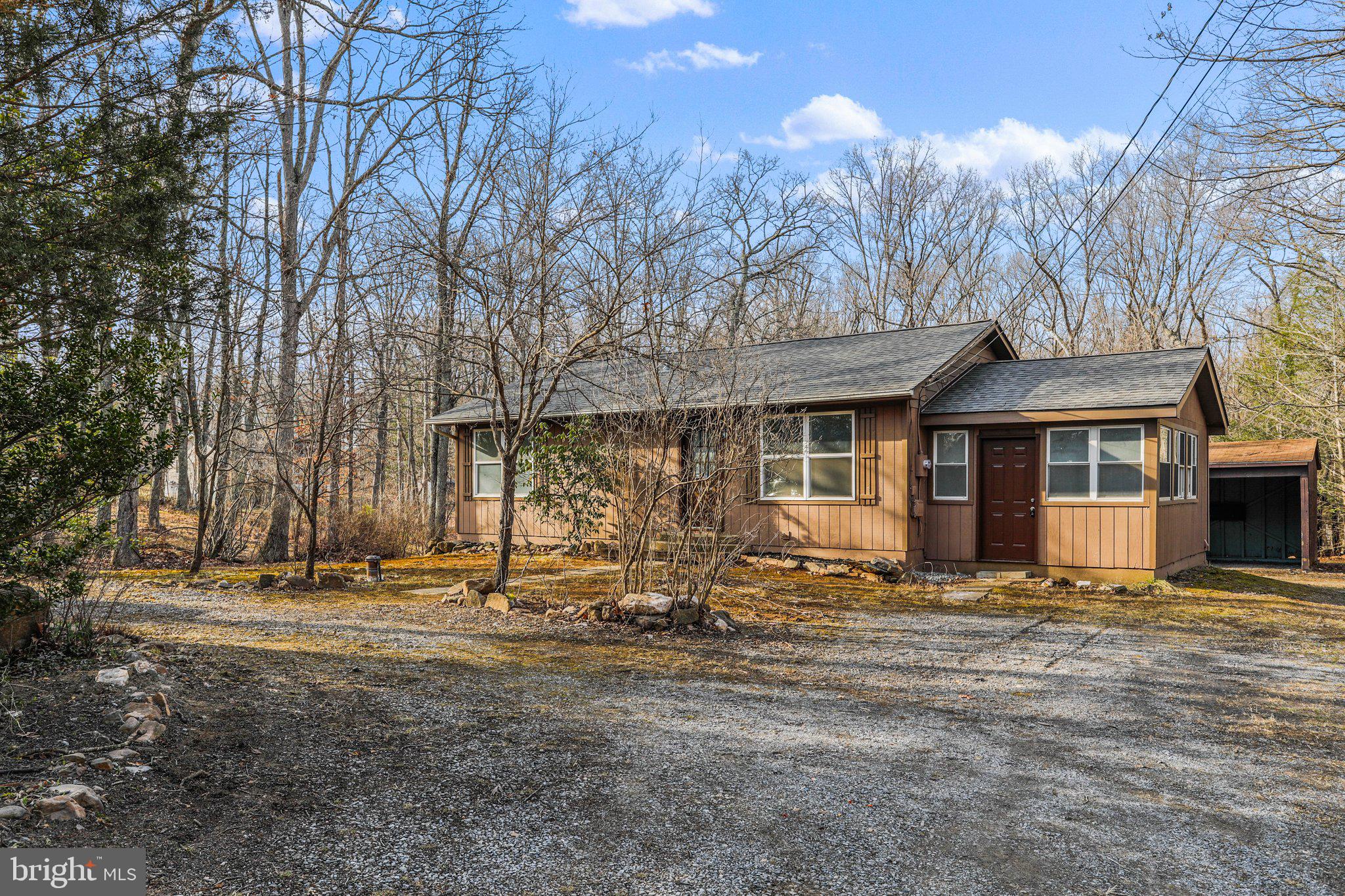 374 Arrowhead Rd
