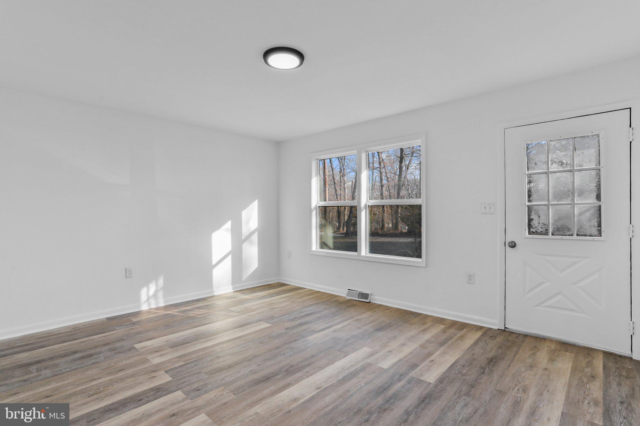 374 Arrowhead Rd