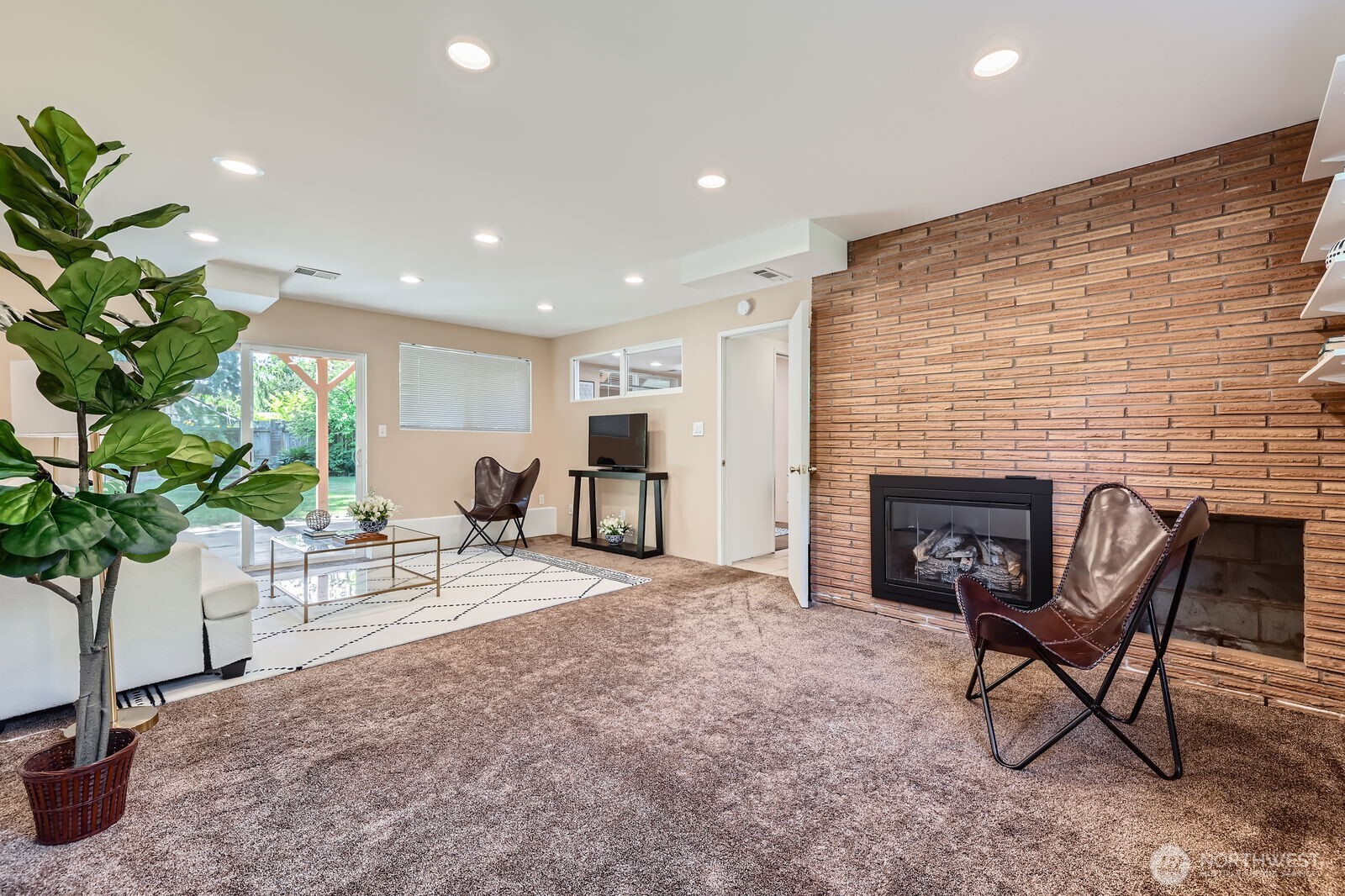 4215 NE 105th Street
