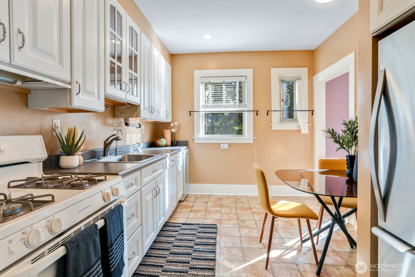 2021 4th Avenue N Unit: 6