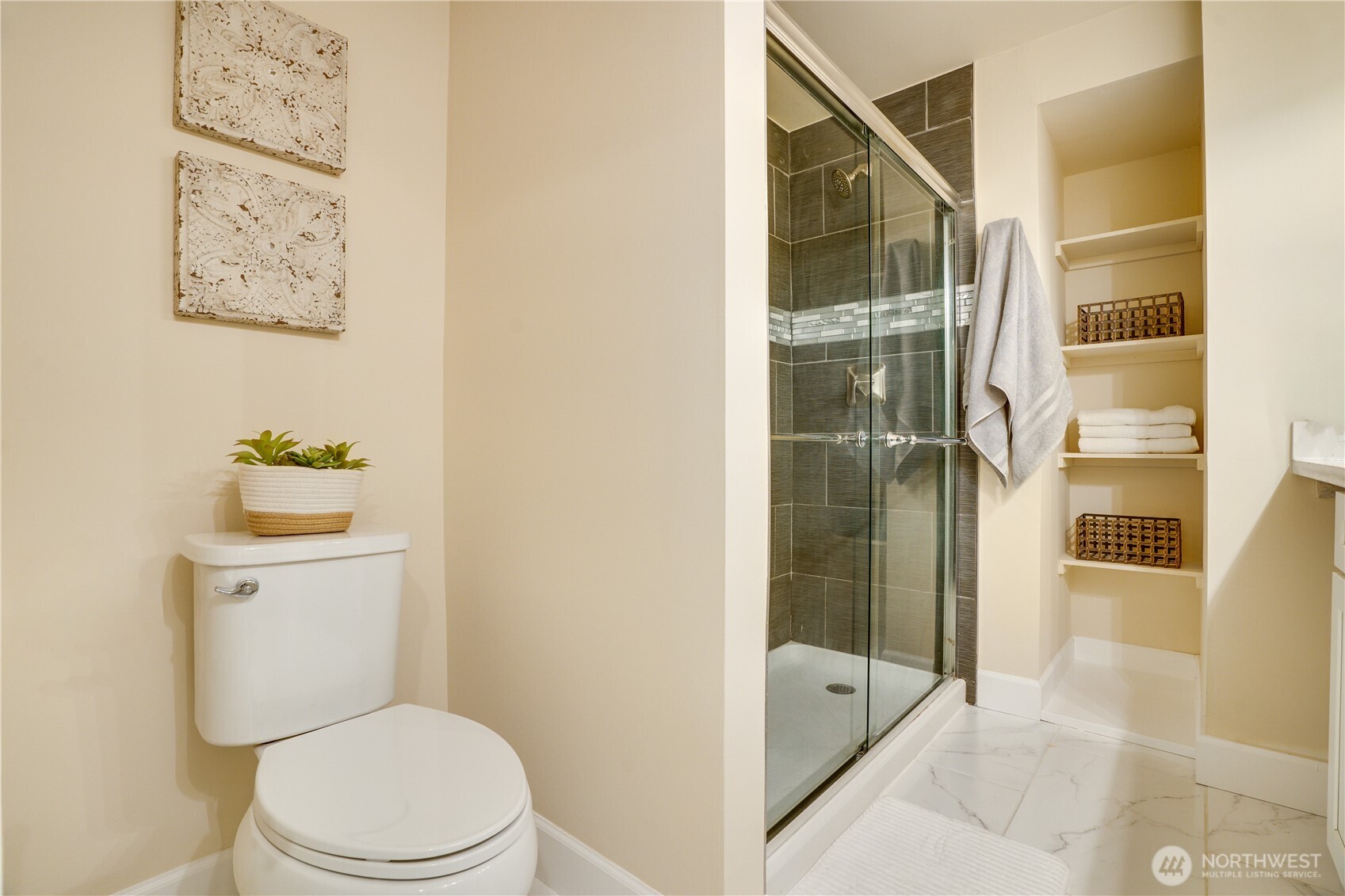 20018 Meridian Place N