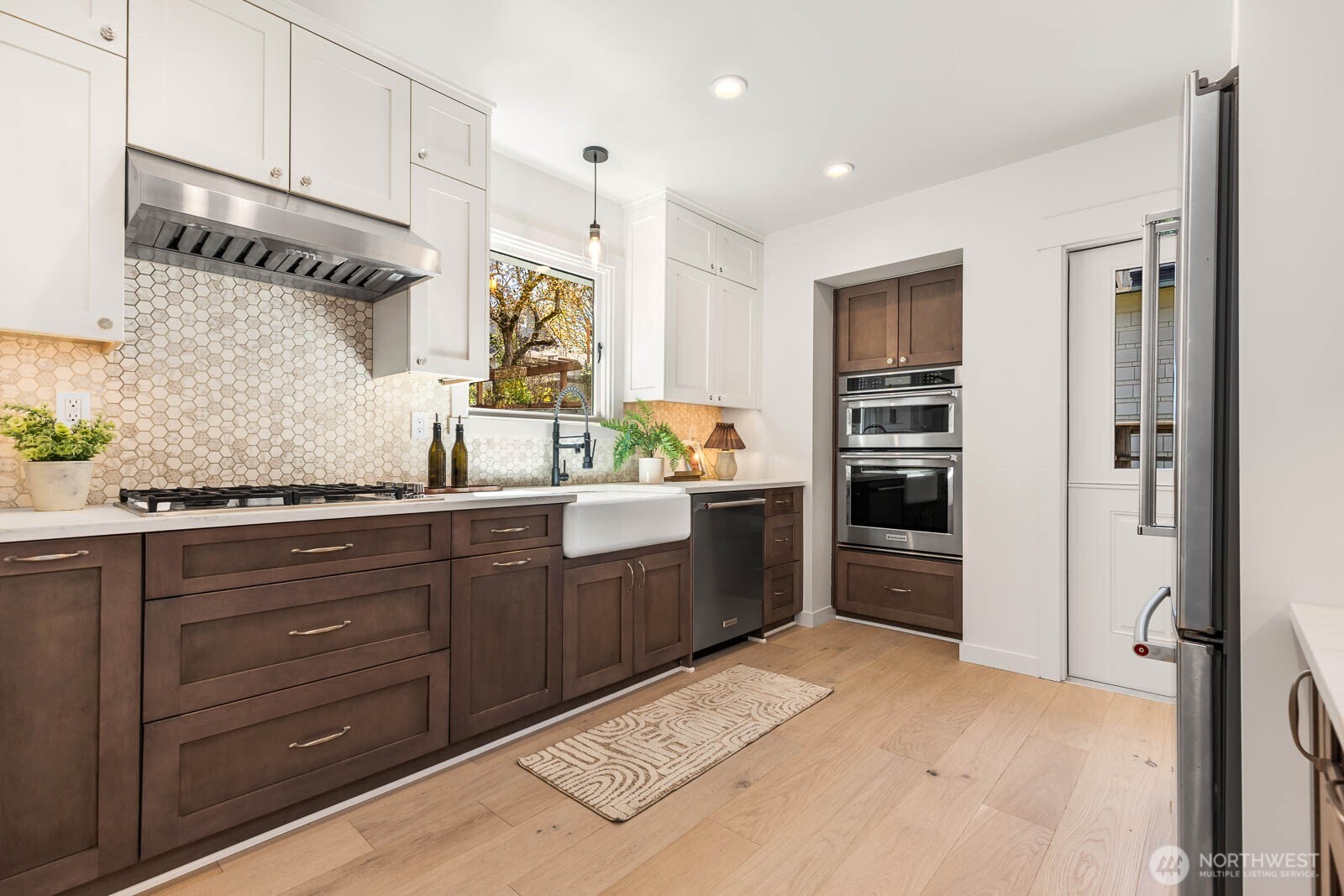 715 NE 60th Street