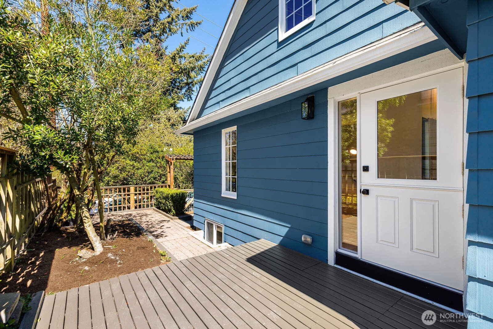 715 NE 60th Street