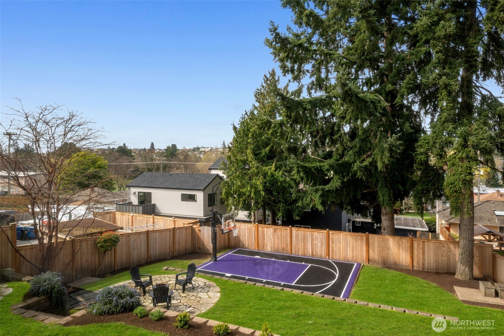 3019 31st Ave W