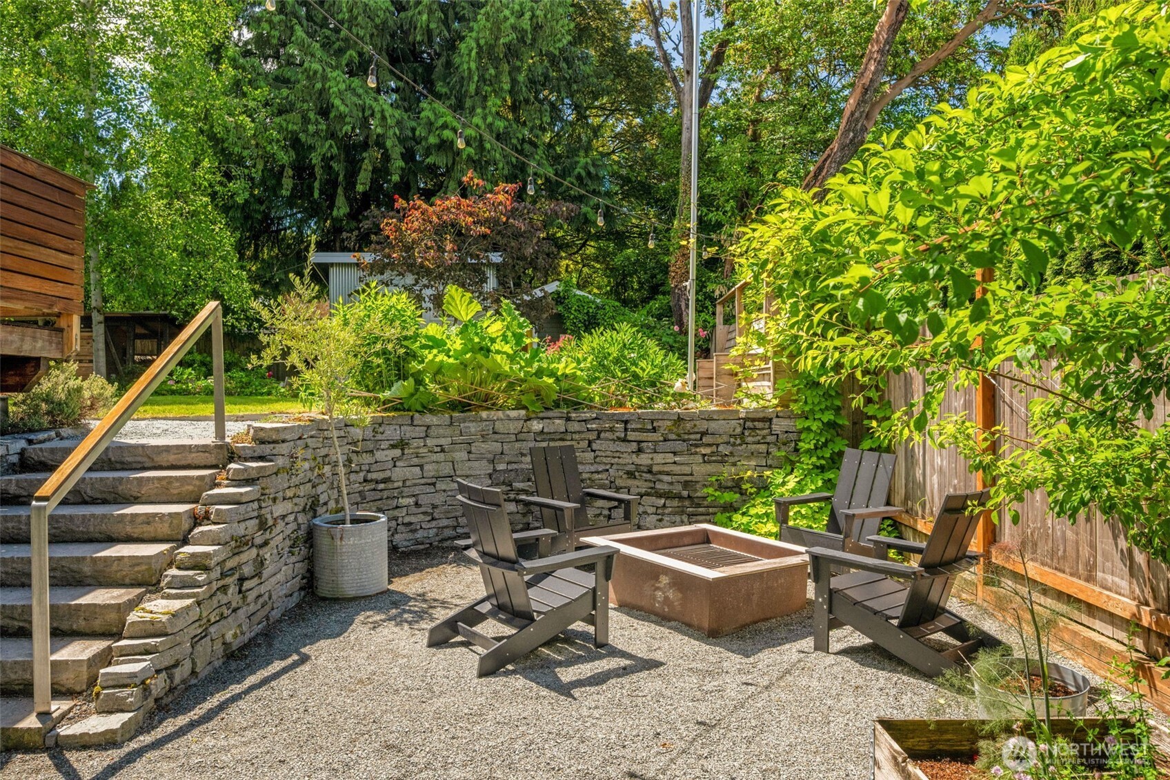 3033 NE 92nd Street
